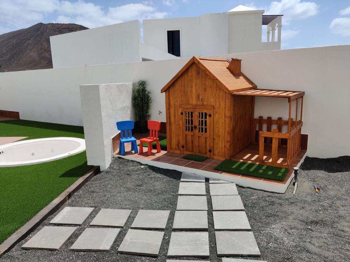 Villa Lanzarote Deluxe & Spa Pool بلايا بلانكا المظهر الخارجي الصورة